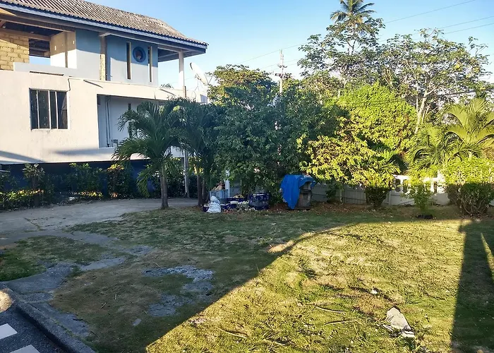 Marysol Lodging Hostel & Camping